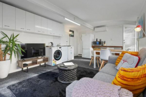 Cosy 2 Bedrooms at Mission Bay